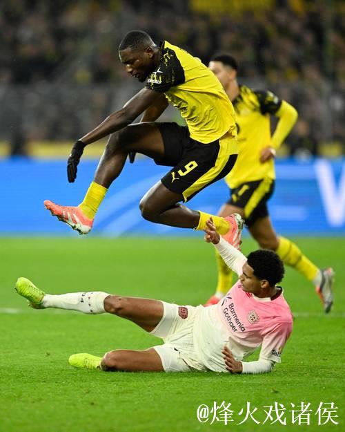 德国杯：马扎关键进球 勒沃库森一球小胜多特蒙德晋级